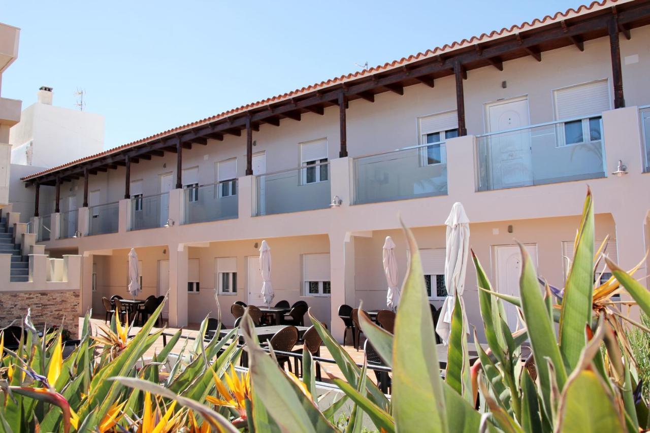 Apartamentos El Galan II 카로보네라스 외부 사진