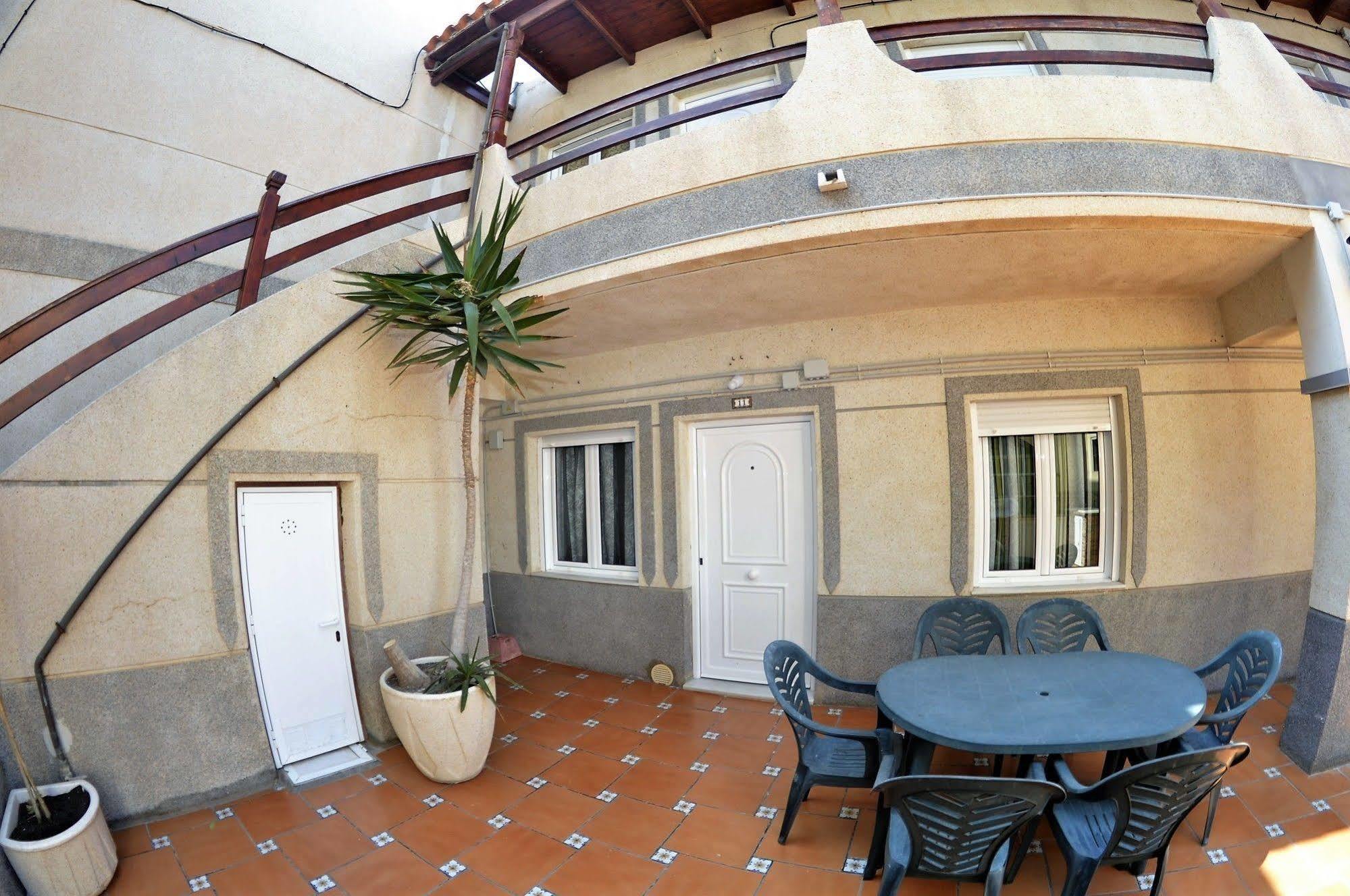 Apartamentos El Galan II 카로보네라스 외부 사진